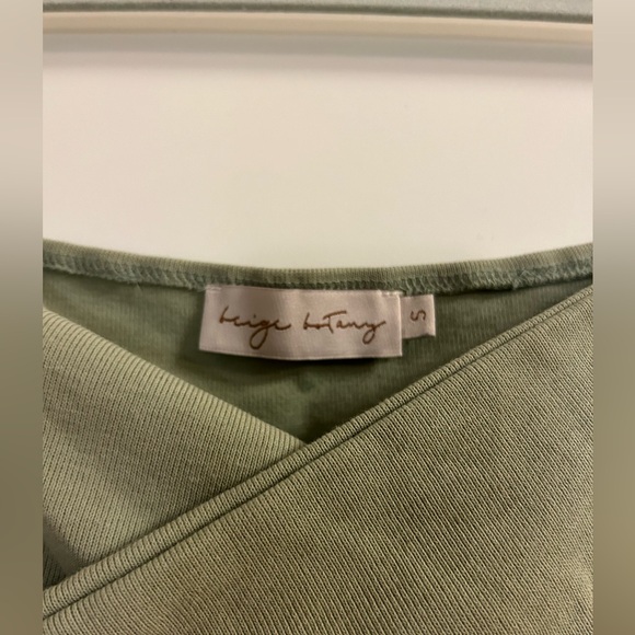 Green Crop Top - Picture 2 of 4